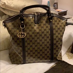Gucci handbag, dust cover & shopping bag